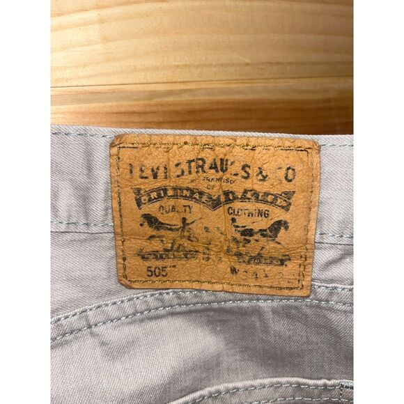 Men's Levi's 505 Beige Pants - Picture 6 of 6